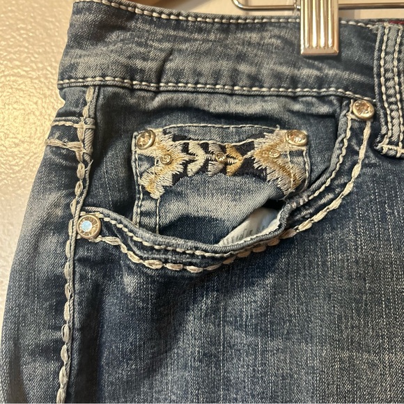 Antique Rivet Jeans Womens Size 16W Blue Skinny Leg Embellished Stretch - Picture 4 of 11